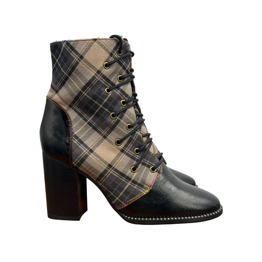 Spring Step L'Artiste Corlina Witchy Academic Boots Women SZ 38 Black Plaid Dark